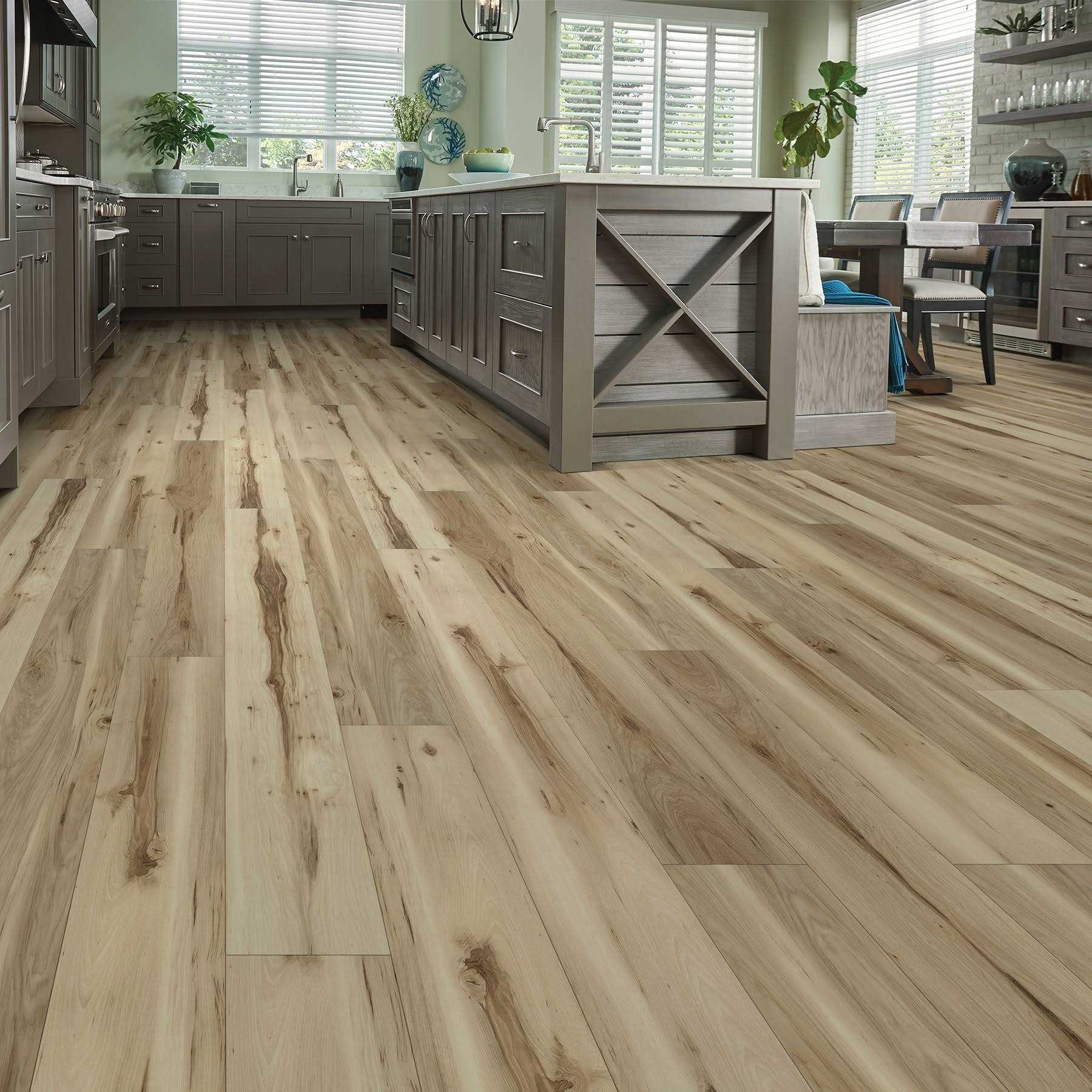 12-mil Waterproof Interlocking Luxury Vinyl Plank Flooring N4006