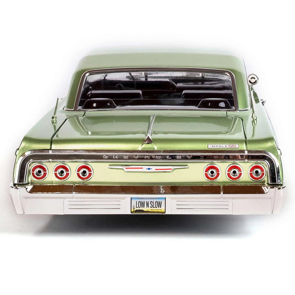 1/10 Chevrolet Impala Brushed 2 Wheel Drive Lowrider RTR Green Electric Car Q7144