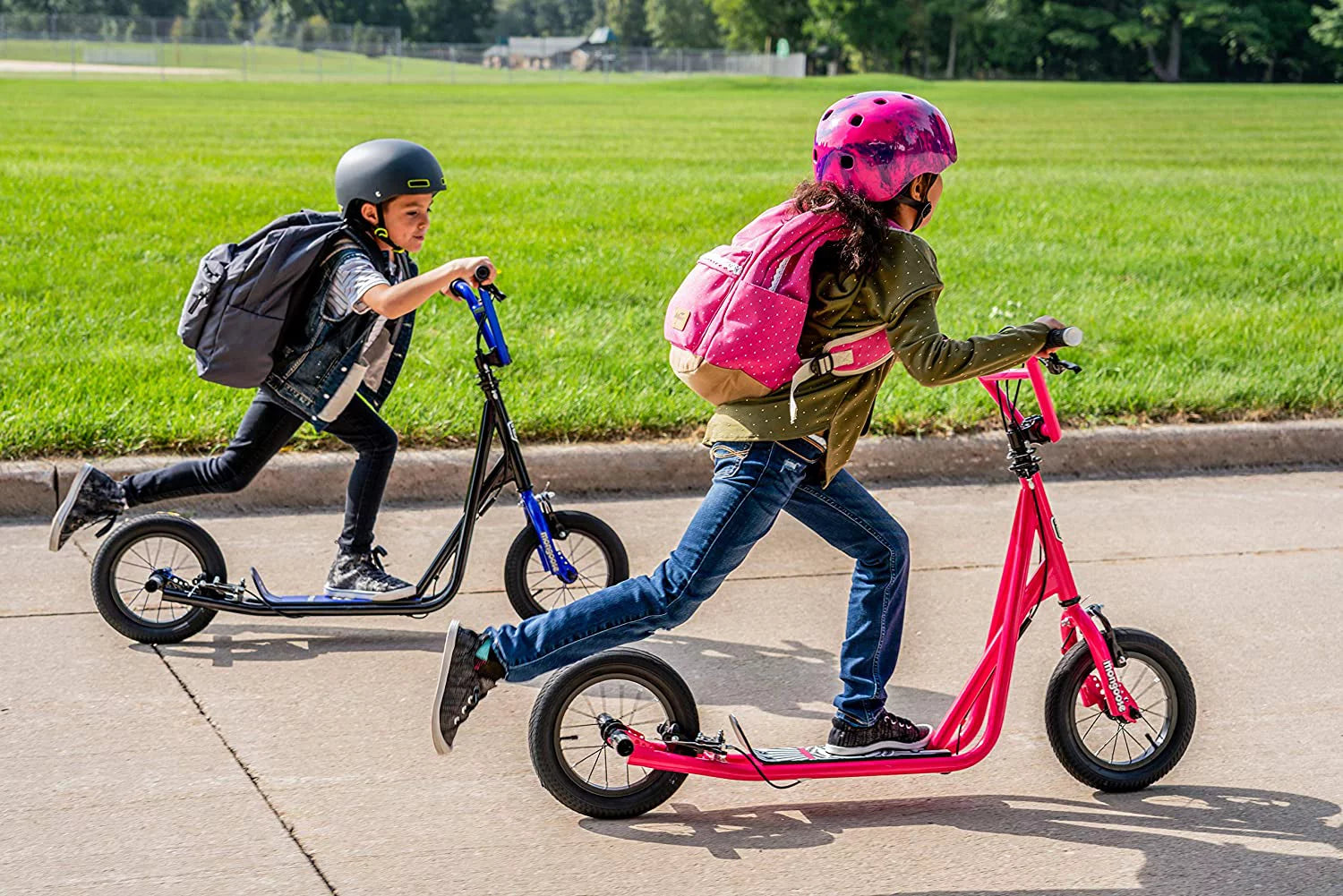 Black 12-Inch Youth Scooter with Caliper Brakes J925318