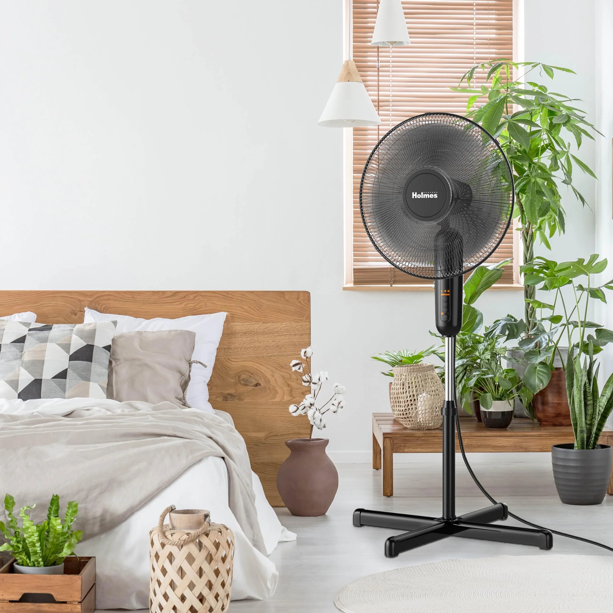 16" Stand Fan With Remote Control P19065
