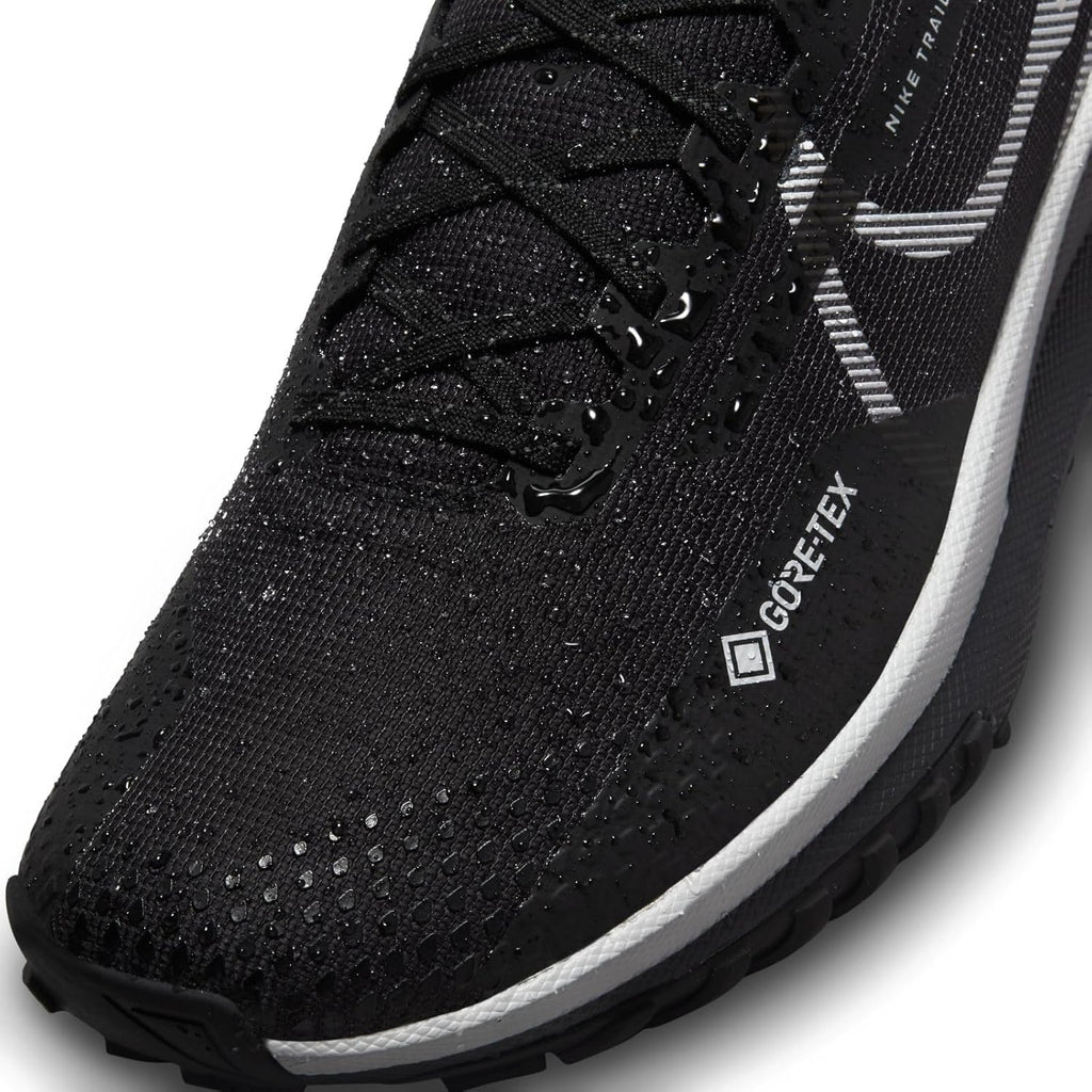 Black Wolf Grey Reflect Silver Low-Top Sneakers Q73686