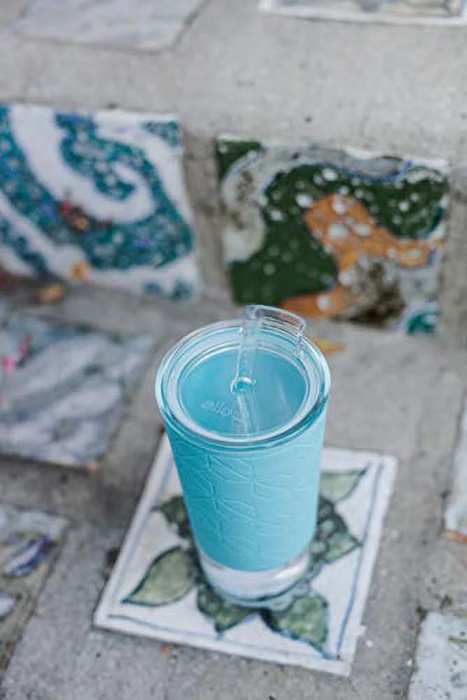 20 oz Blue Glass Tumbler with Straw Z570194