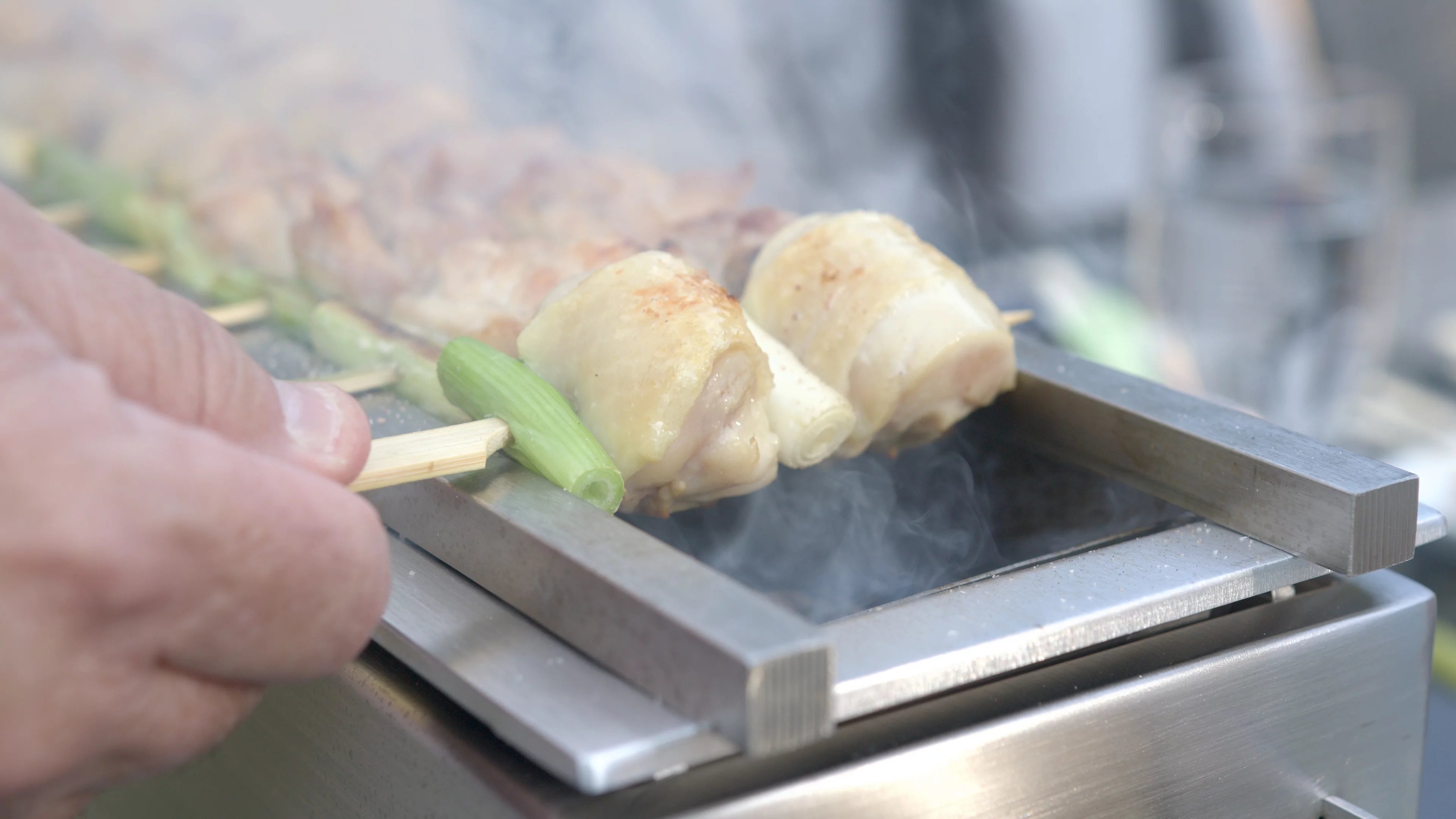 24" Tabletop Charcoal Grill P190245
