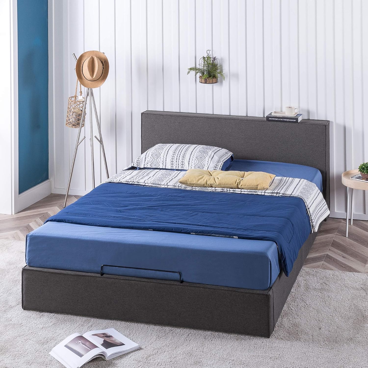 Queen Upholstered Platform Bed Frame with Hydraulic Lifting Storage H23575