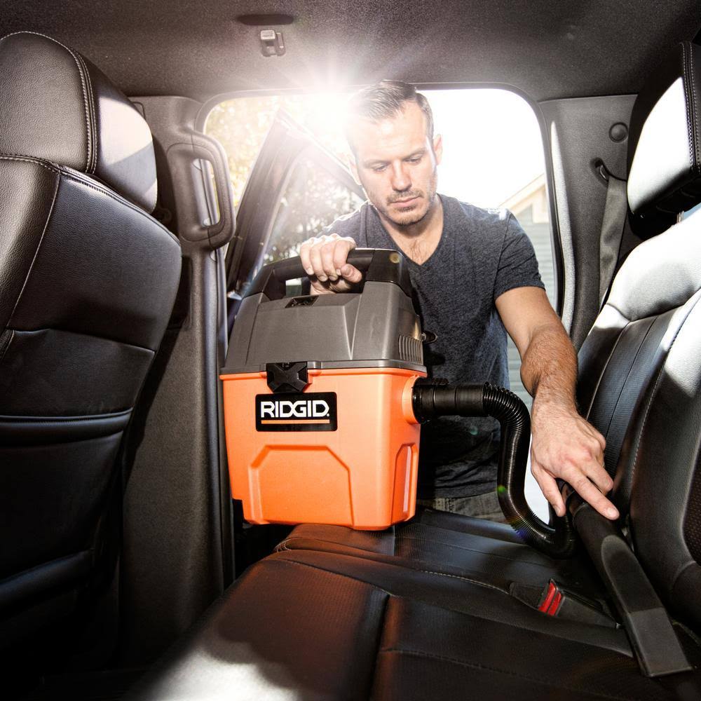 3.5-Peak HP Portable Wet Dry Vac I282