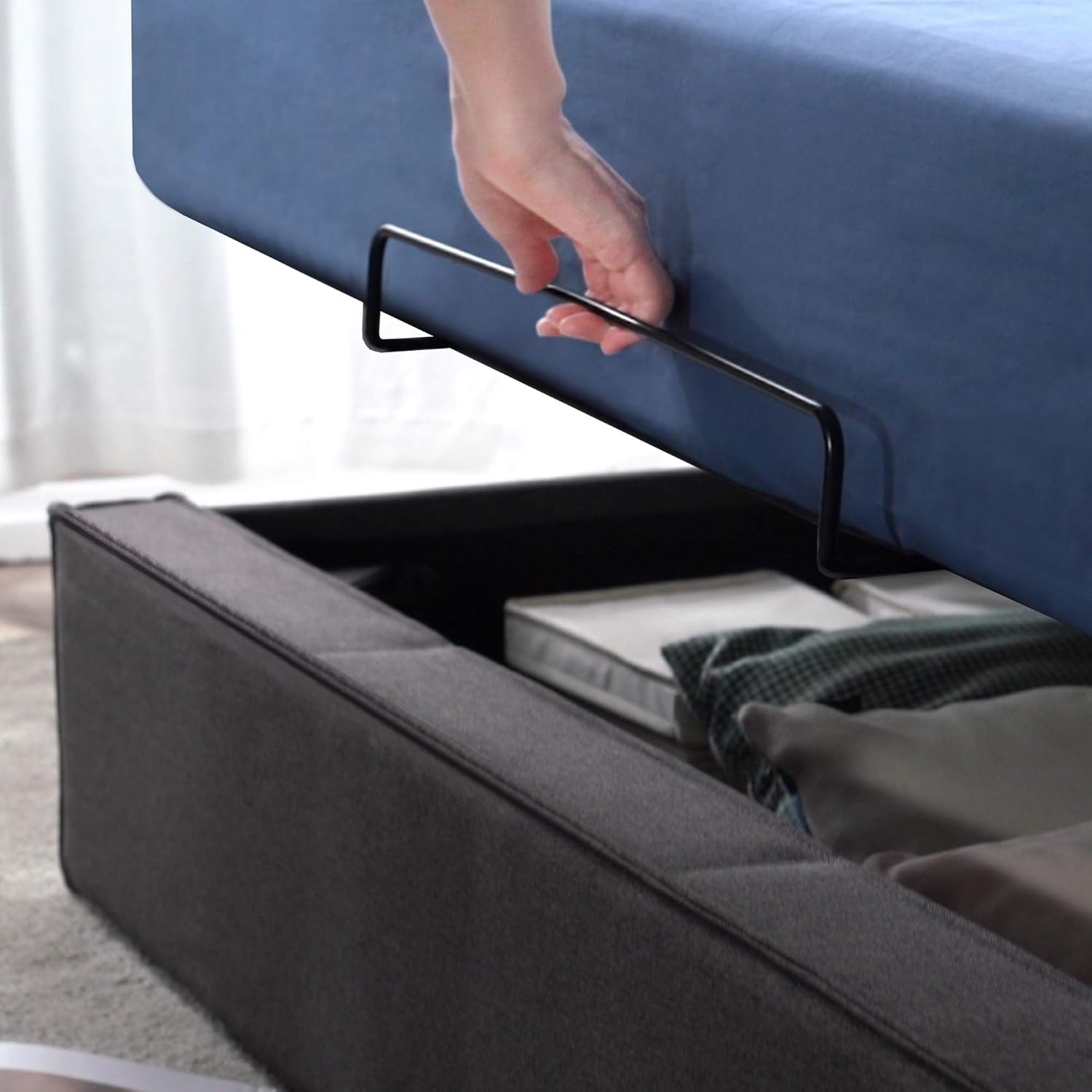 Queen Upholstered Platform Bed Frame with Hydraulic Lifting Storage H23575