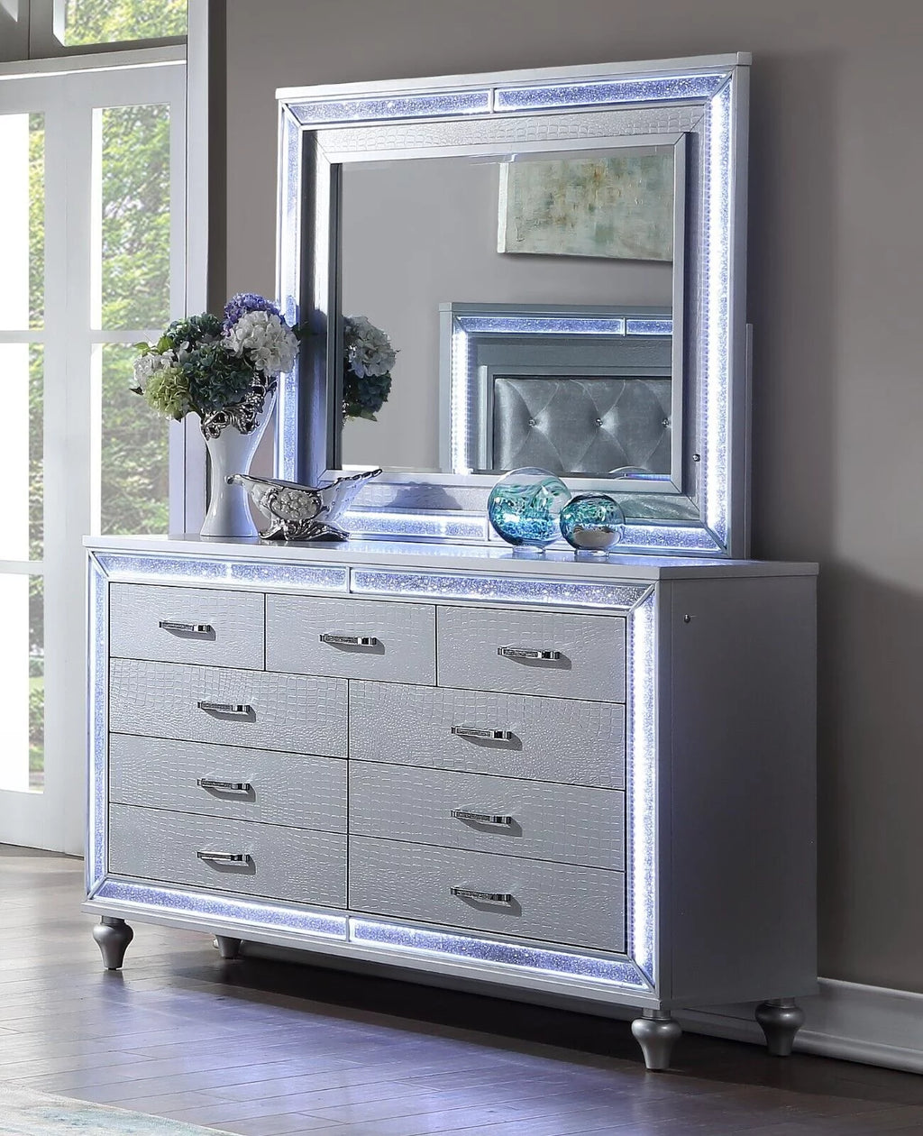 4pc King Size Upholstered Bed Dresser Mirror Nightstand Wooden Set Silver Finish R812