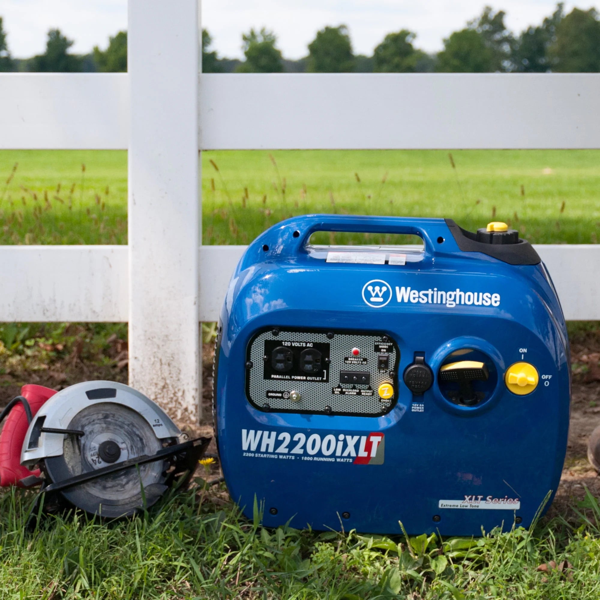 Portable Inverter Generator 1800 Rated Watts 2200 Peak Watts E969219