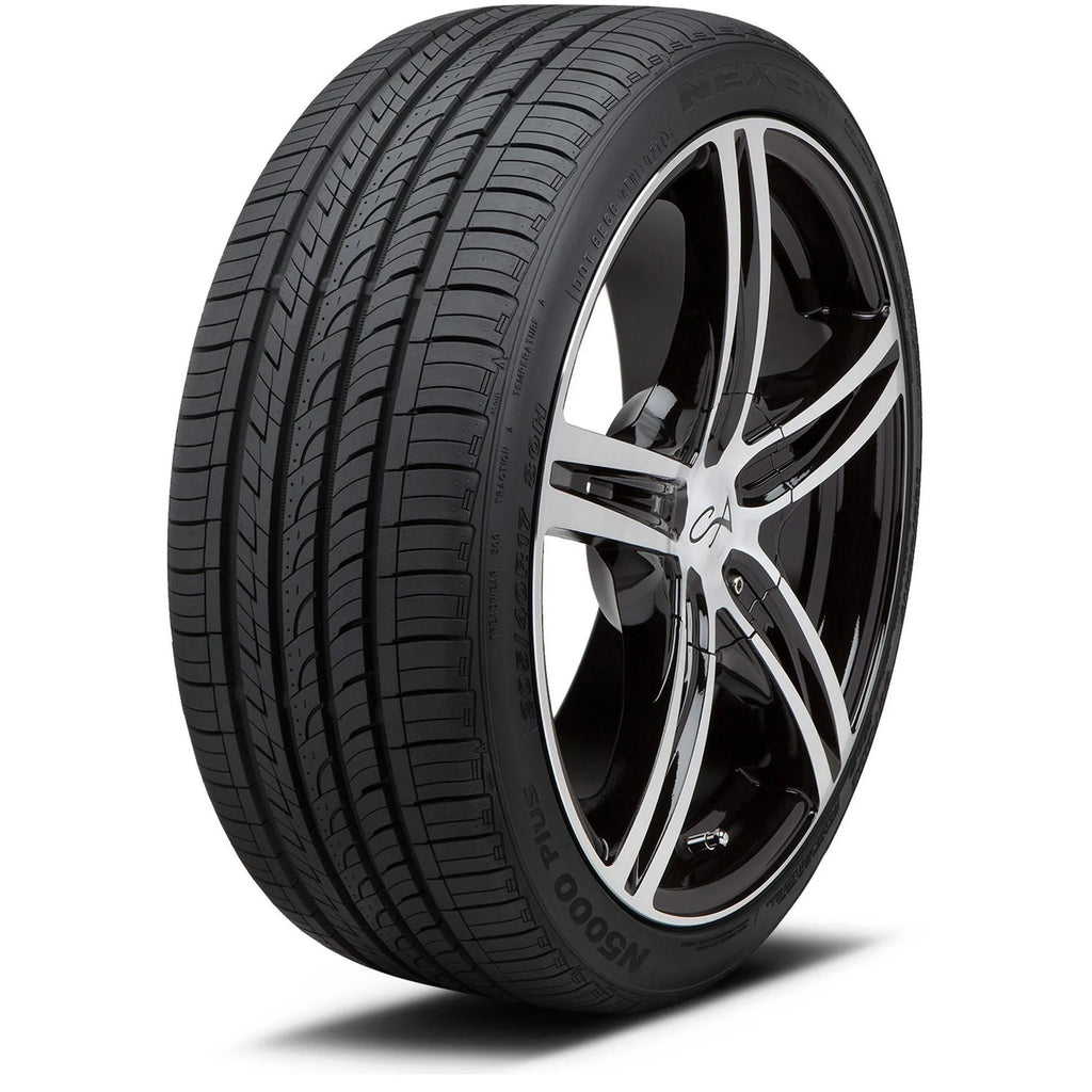235/65R17 104H All Season Tire S3524