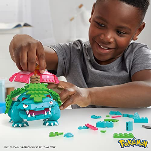 Bulbasaur Evolution Set with 622 Pieces, 3 Poseable Characters F473