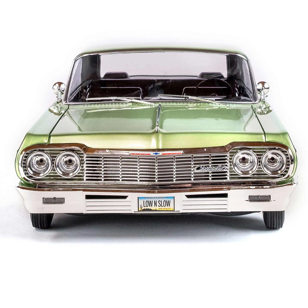 1/10 Chevrolet Impala Brushed 2 Wheel Drive Lowrider RTR Green Electric Car Q7144