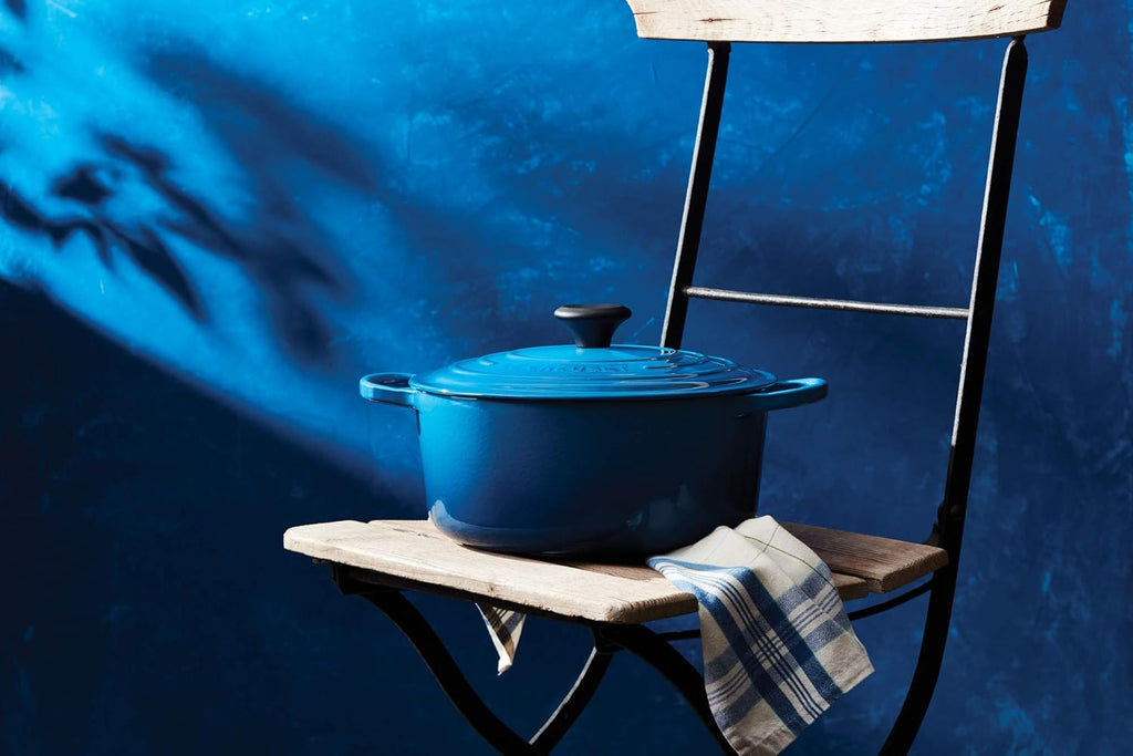 7.25 qt. Enameled Cast Iron Round Dutch Oven D69488