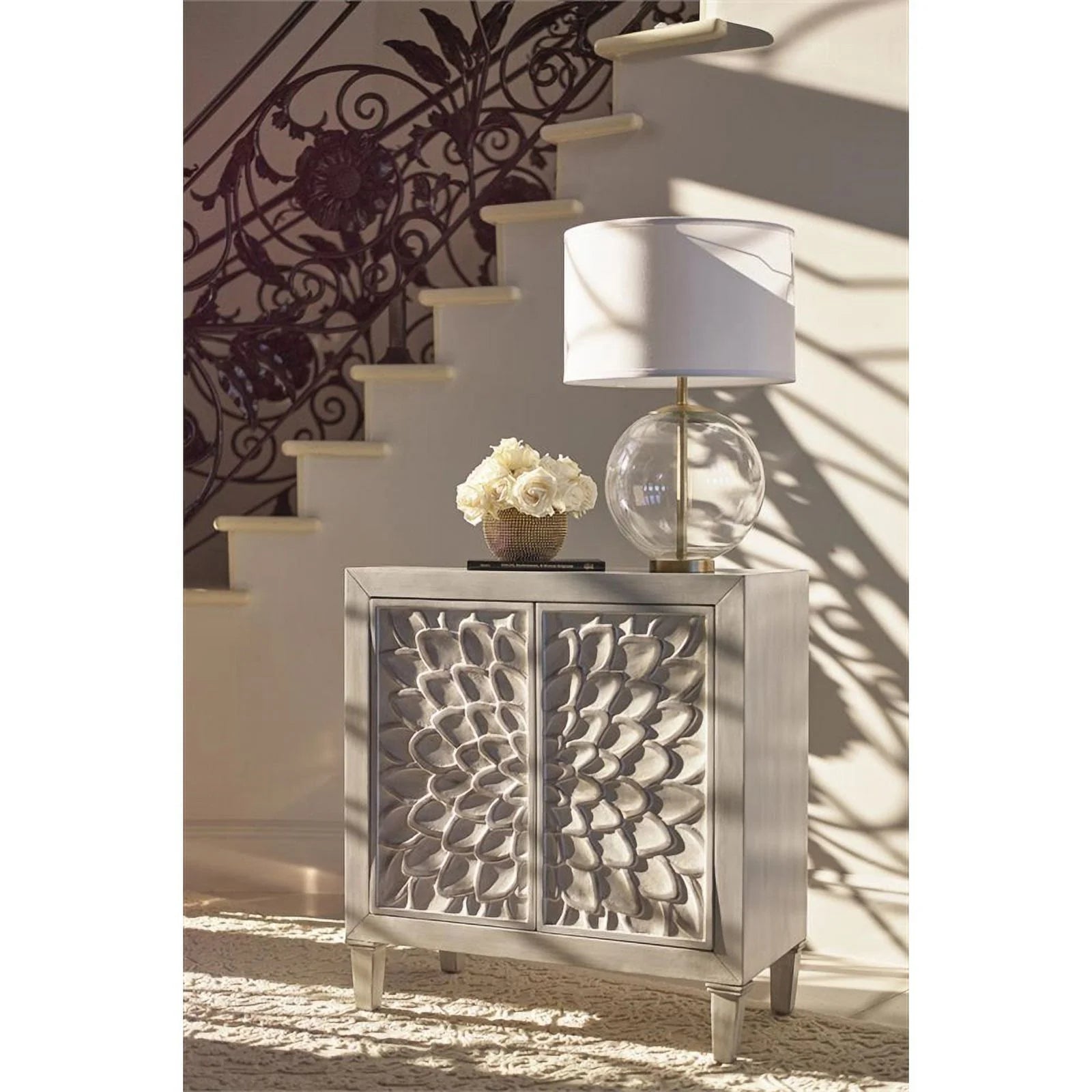 White Wood Accent Cabinet with Floral Carved Door V862