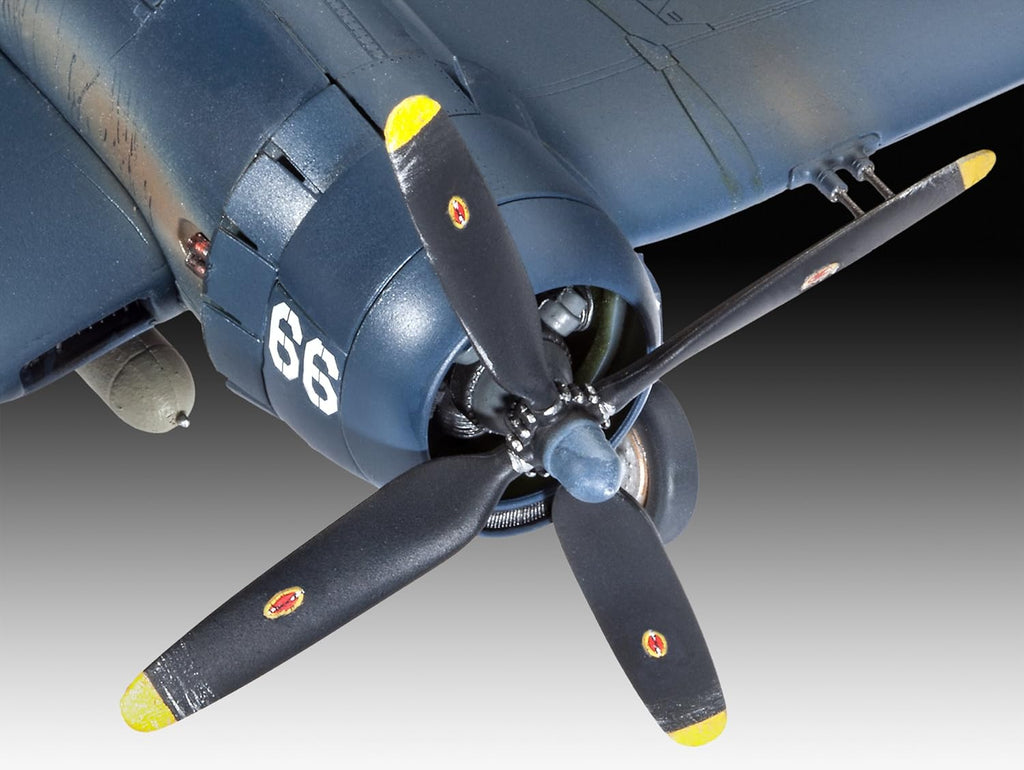 14.8 cm length 17.3 cm spanwidth F4U-4 Corsair Model Kit B257