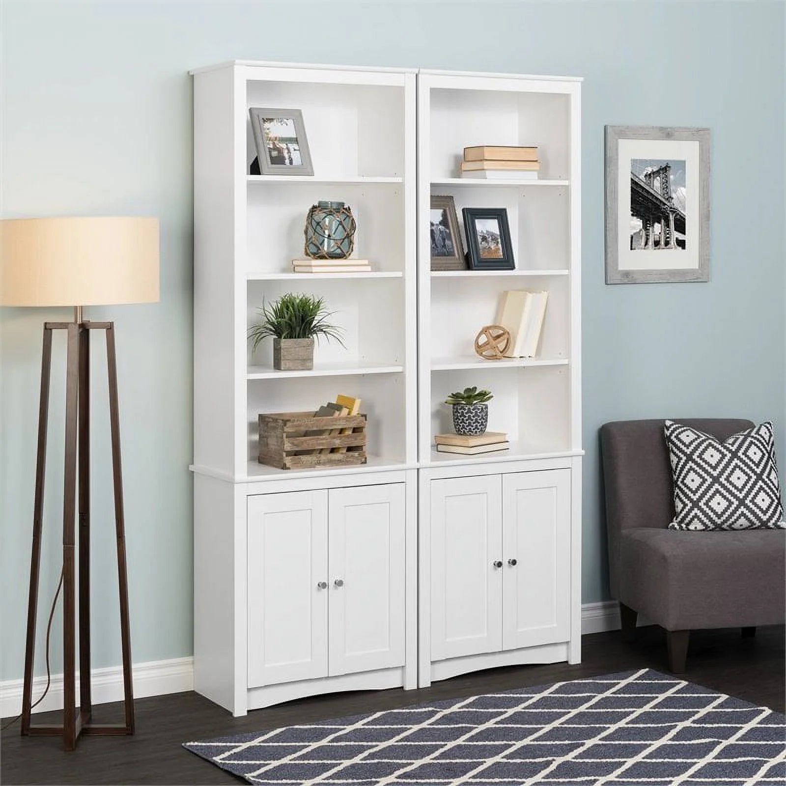 White 6 Shelf Bookcase with 2 Shaker Doors L3912