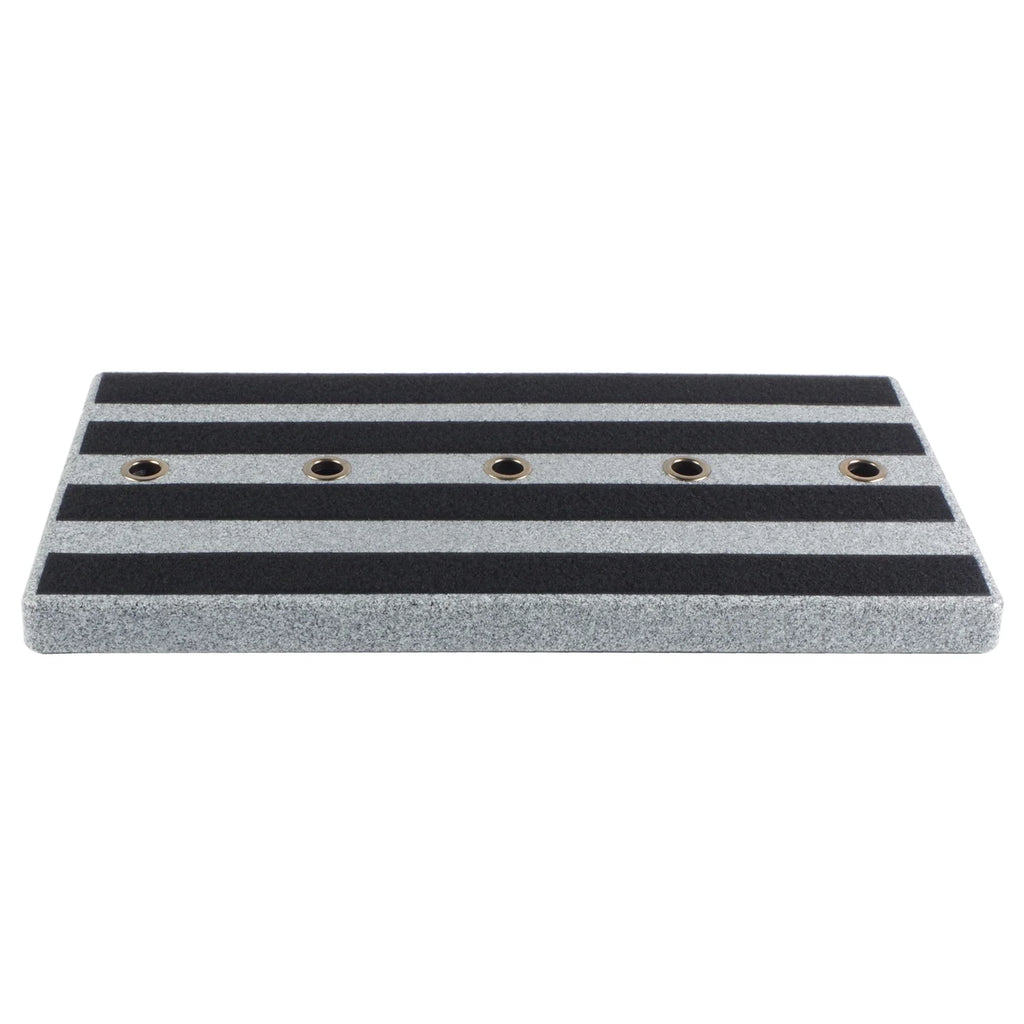 Sturdy Pedal Board D555