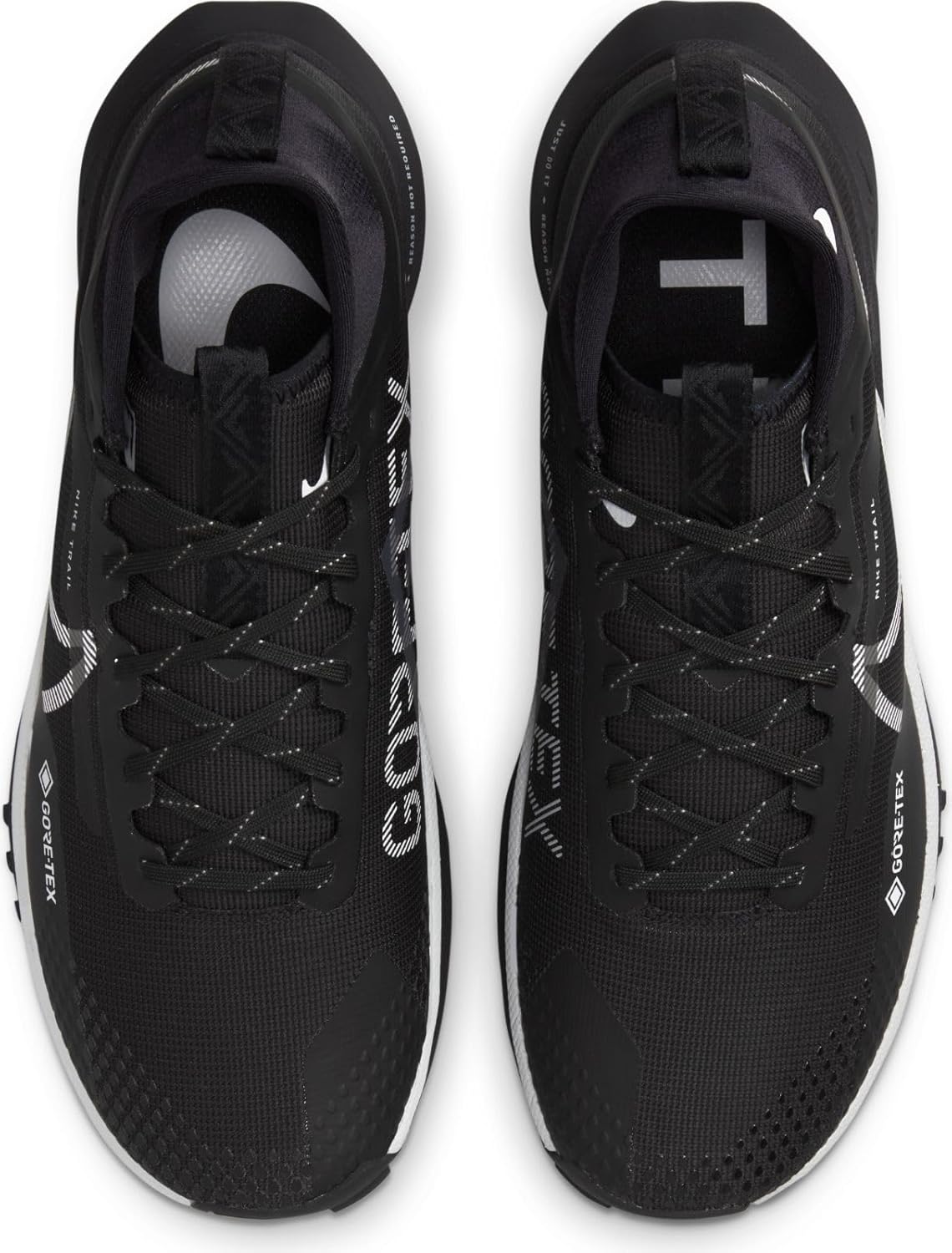 Black Wolf Grey Reflect Silver Low-Top Sneakers Q73686