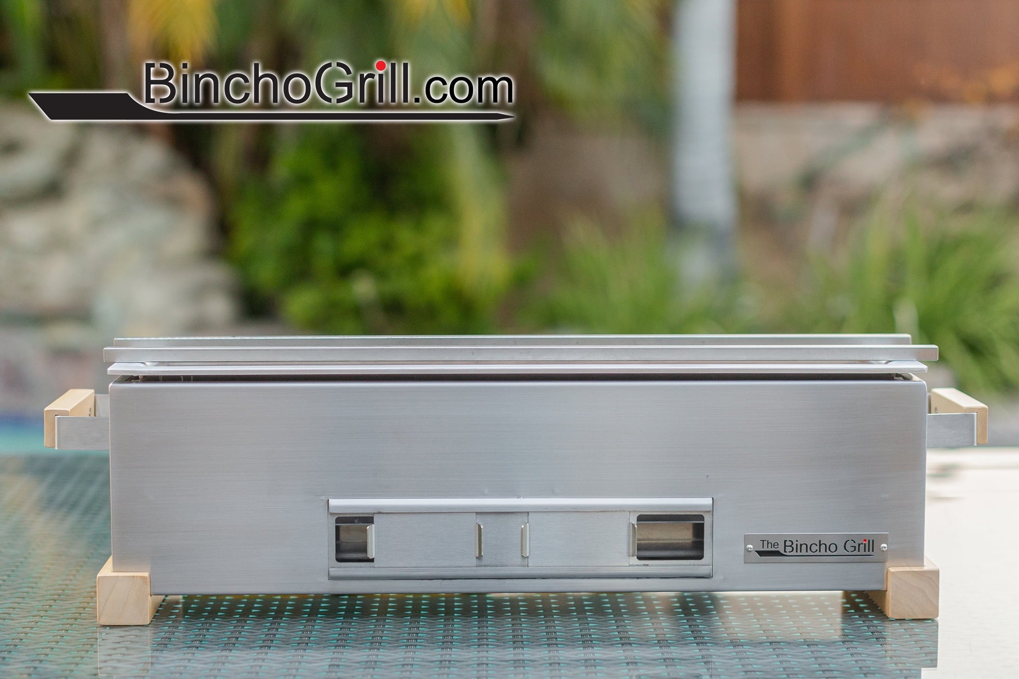 24" Tabletop Charcoal Grill P190245