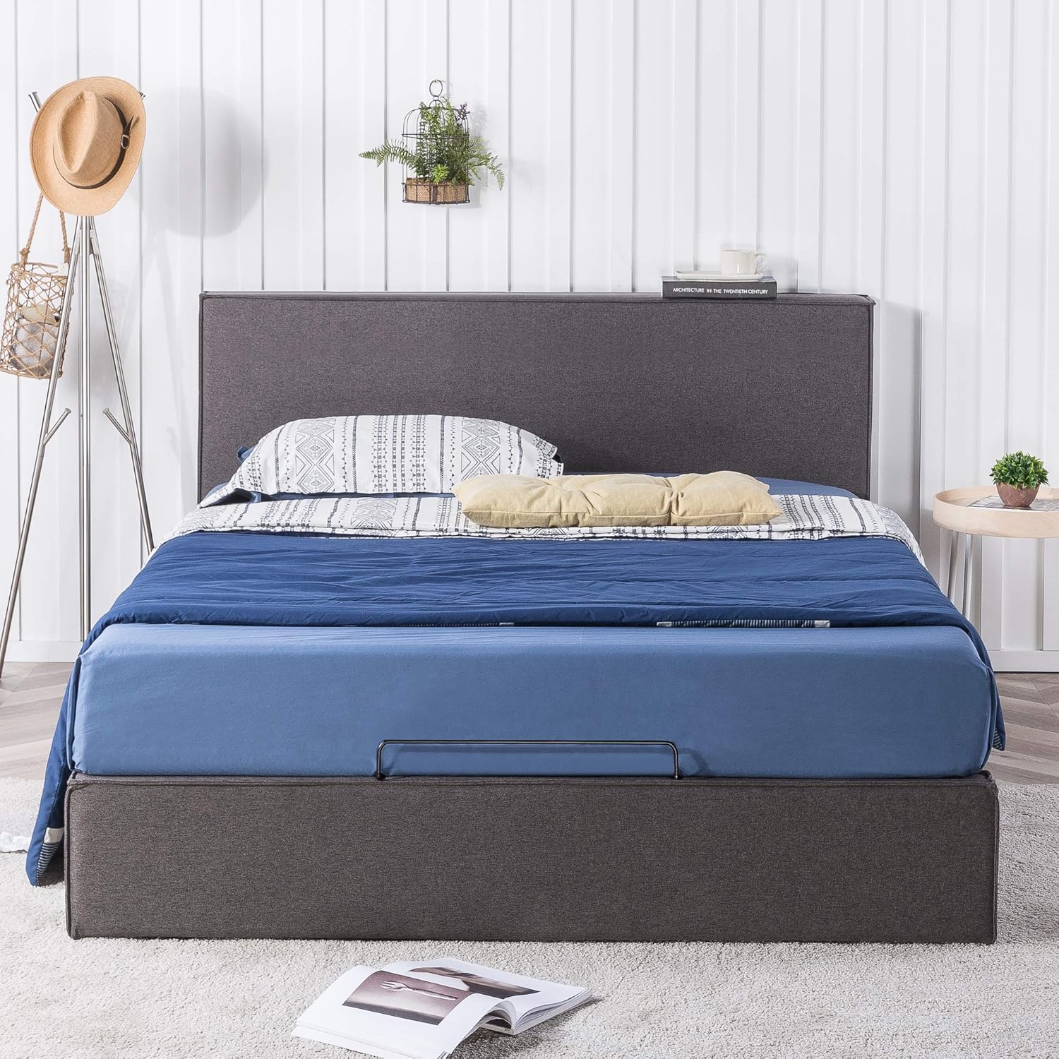 Queen Upholstered Platform Bed Frame with Hydraulic Lifting Storage H23575