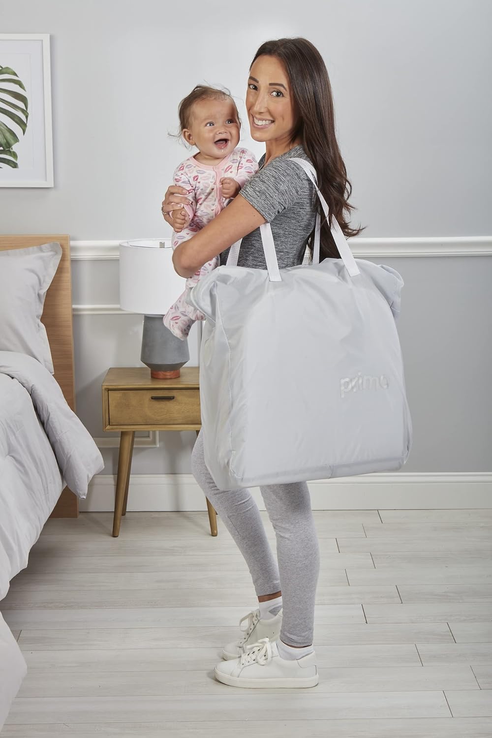 Portable Folding Baby Bassinet with Removable Canopy, Travel Bag, and Mattress Z3877